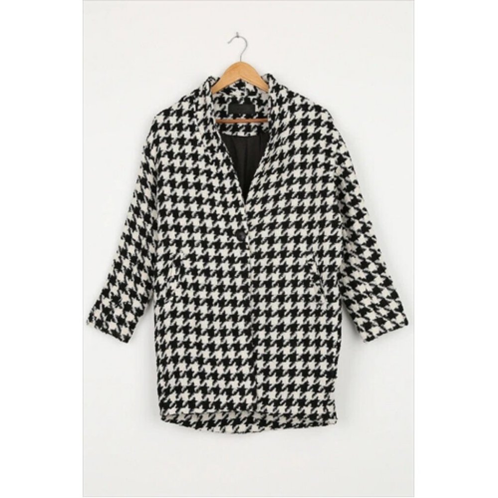 Blank NYC Black and White Houndstooth Blazer Jacket